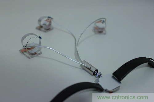LED多點(diǎn)觸控手套DIY:把各部分焊接起來,測(cè)試