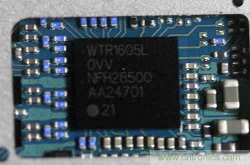 拆解4G新機(jī)索尼M35t:用料十足,易于維修