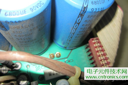 用料很給力！專業后級功放美國高峰FA1201拆解