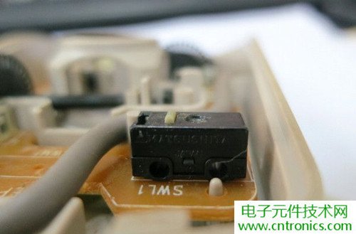殿堂級機械鼠標(biāo)拆解：嘆精致做工！