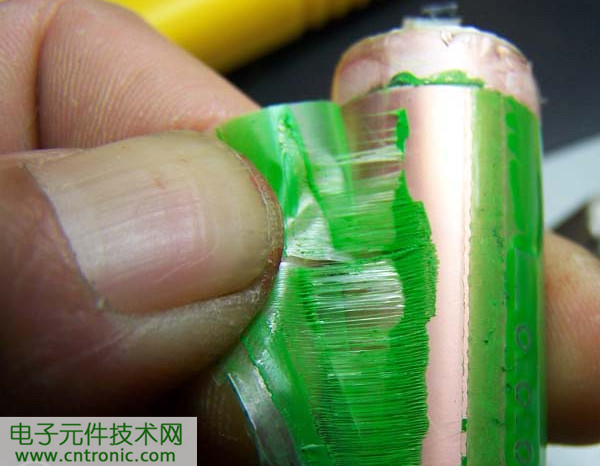 筆記本電池拆解，探秘電池內(nèi)部結(jié)構(gòu)