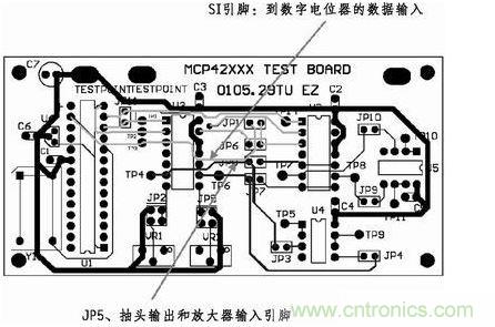 這是對圖2所示電路的第一次布線嘗試。此配置在模擬線路上產生不規律的噪聲，這是因為在特定數字走線上的數據輸入碼隨著數字電位器的編程需求而改變。
