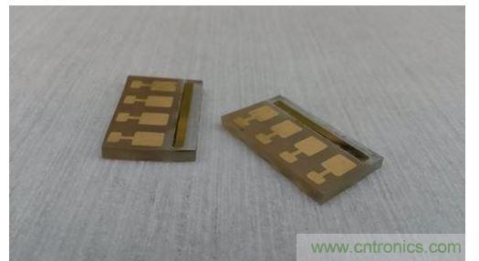 利用蝦殼成功開發出小型試驗太陽能電池，證明了利用天然存在的物質可制造出有機太陽能板的概念