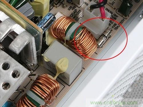 逆變電源設計中，保險絲扮演什么角色？