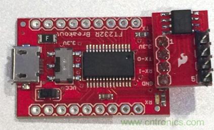  圖4：裝配好的隔離型USB-to-UART轉換器。