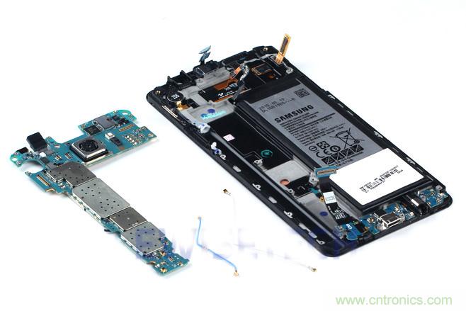 Galaxy Note5拆解，與S系列差距日漸模糊