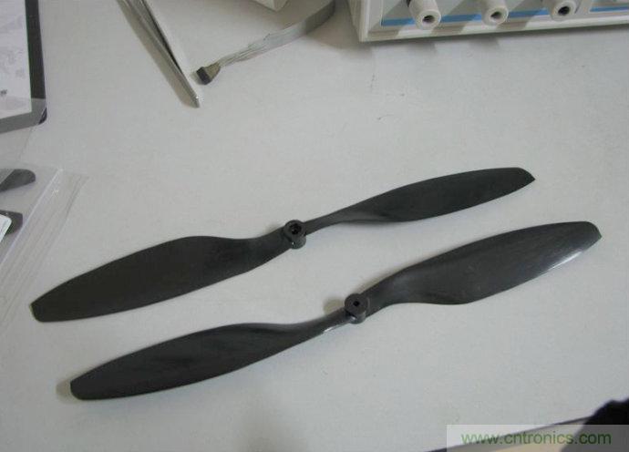 無人機(jī) DIY 制作全過程，酷得不要不要的！