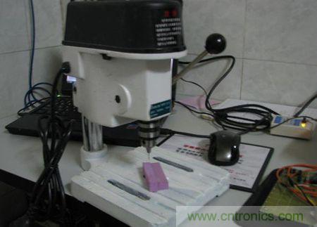 無人機(jī) DIY 制作全過程，酷得不要不要的！