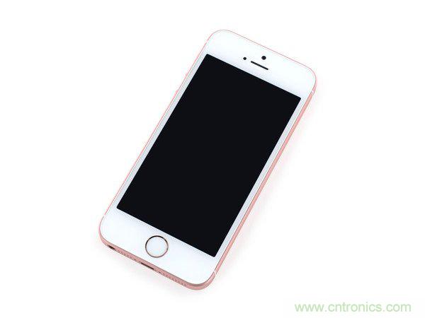 有什么地方沒有變？iPhone SE真機拆解