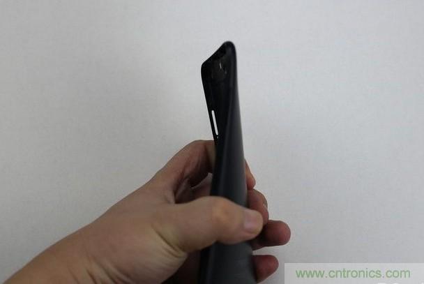 拆解魅藍6T:百元機的品質(zhì)就真的低?